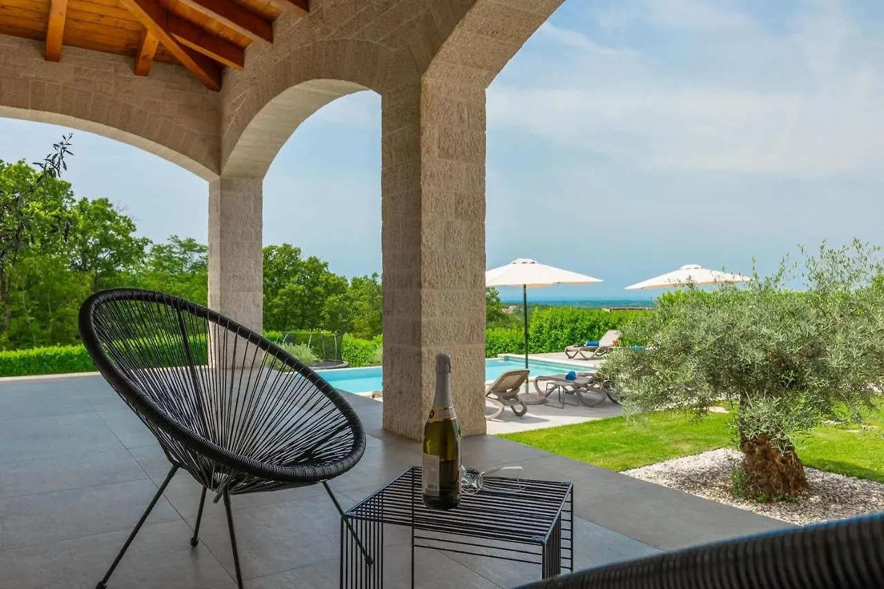 Family Villa Maria With Pool In Vizinada Vranje Selo Chorvatsko